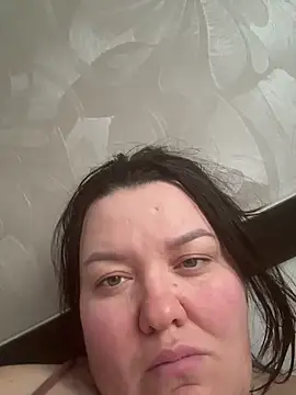 SunnyLeila2101 webcam