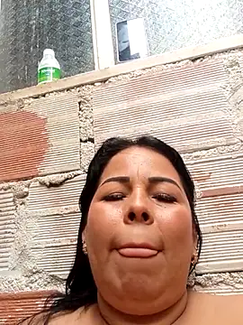 Mother-Big-tits webcam