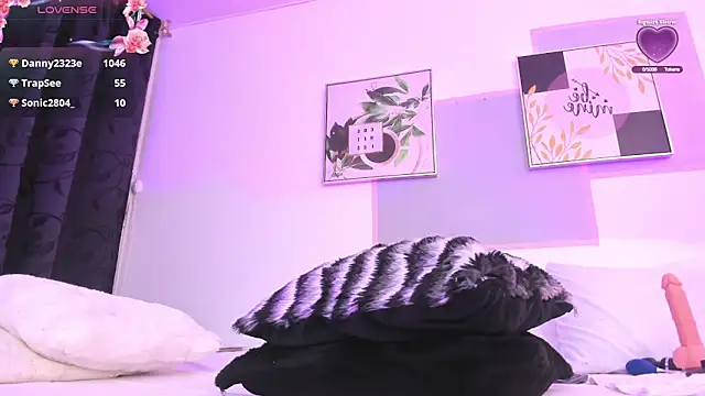 april_jones05 webcam