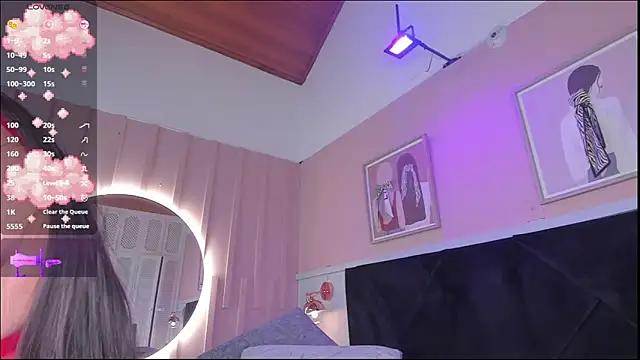 elodie_walker webcam