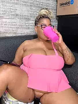 exclusiveleexx (F milf) - 50 tkns makes me 💧💦