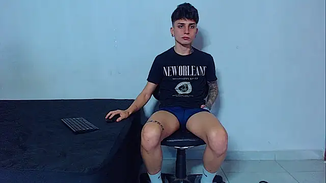 mikecoper_23 webcam