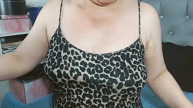 maturepriscila webcam