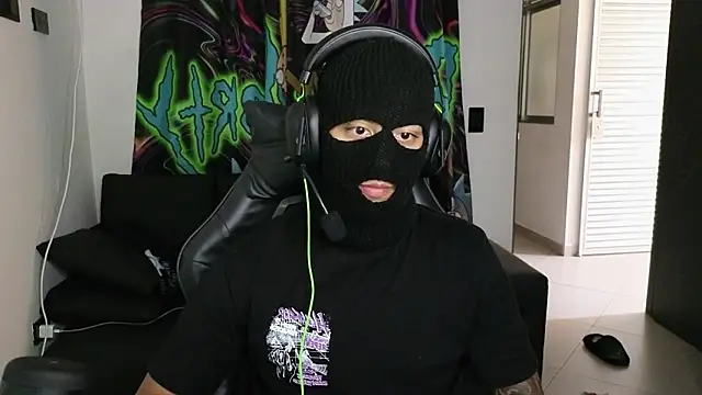 cash_master888 webcam