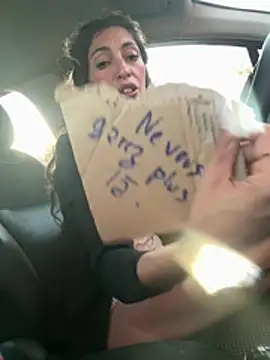 Amani_thewolf webcam