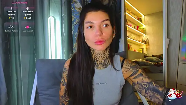 tattooedBabyy webcam
