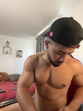 Ezzio_Scolaro webcam