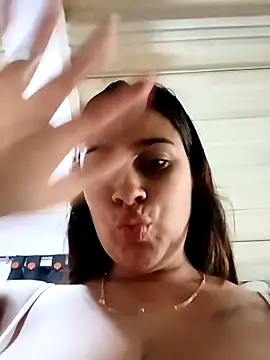 maribelle1 - MariBelle1's free webcam - UK Sex Cams