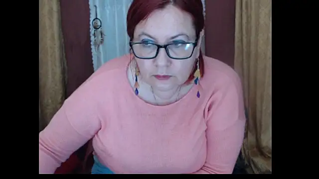 playfullmature - PlayfullMature's free webcam
