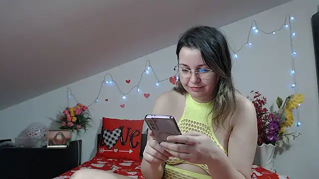 SweetMaddy888 webcam