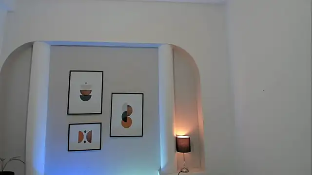 dakota_roussee webcam