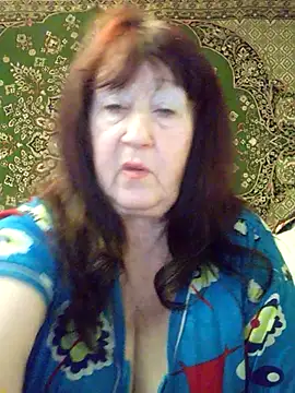 Webcam Model (CrystalLime6411)  is live.Free join now!