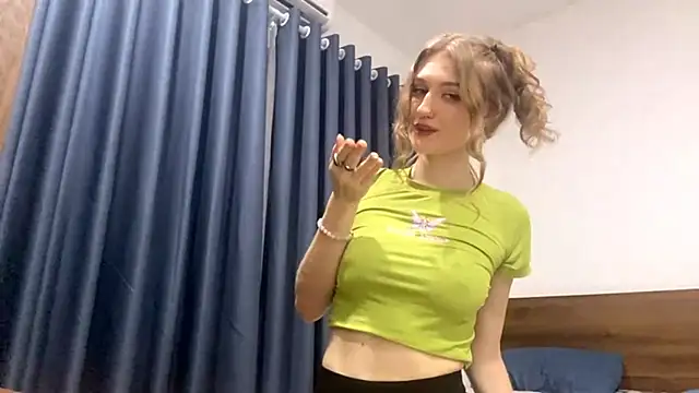 HotCheeseCake webcam