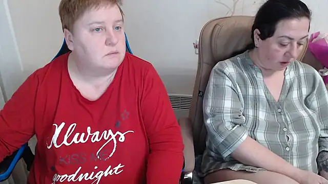 Bertie_Adeline Live Webcam on Stripchat