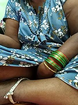 Tamilselviroja- webcam