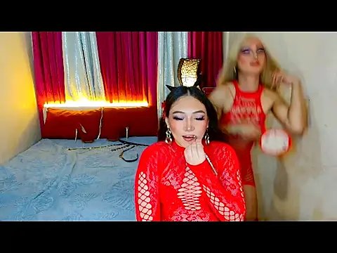 Phenomenal_Shemale webcam