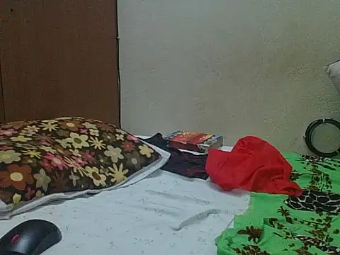 Sexyblackgold webcam