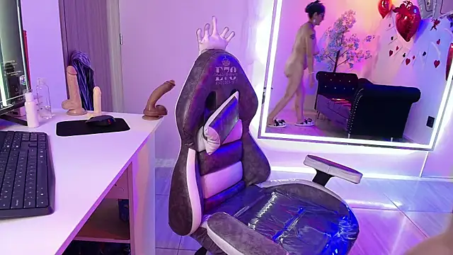 Madame_scarlett webcam