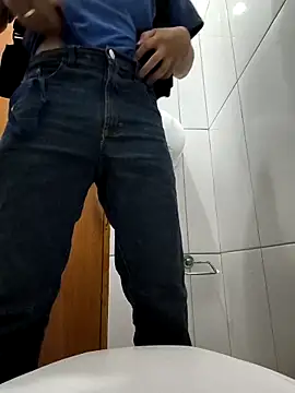 Gustavo52367 webcam