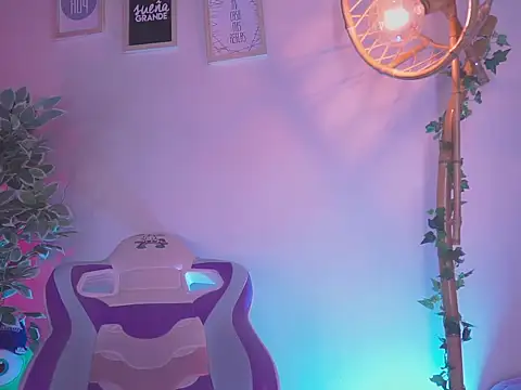 issa_monterrey_ webcam