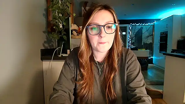 short_sweetpea webcam