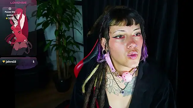 _sharlotte777 webcam