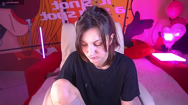 zafiramoonn - ZafiraMoonn's free webcam - UK Sex Cams