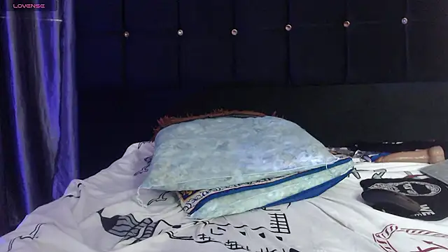 charlotte_brawn webcam