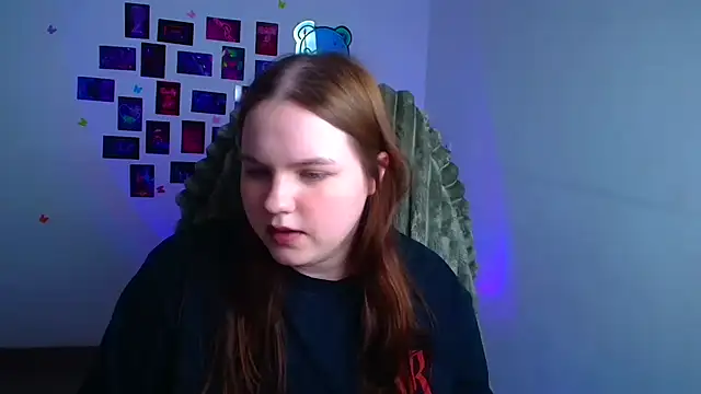 Kitty_Mia_Kitty webcam