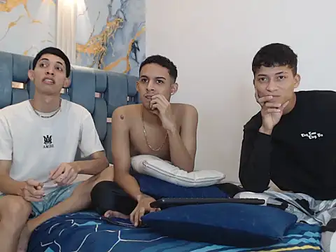 GOLD_BOYS webcam