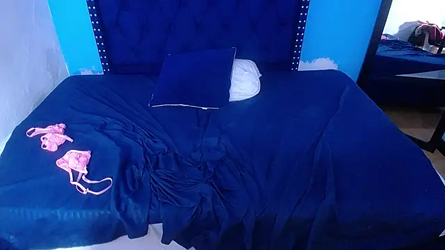 kinky_redhead18 webcam