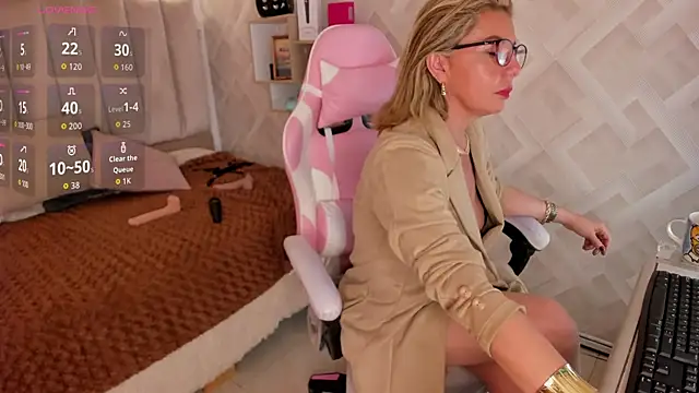 Clhoe_Johnson webcam