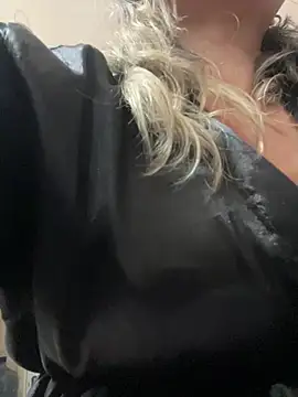 Lucy_Milf_474 webcam