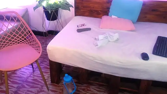 yeseniaa25_ - Yeseniaa25_'s free webcam