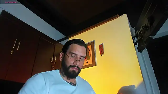 camilogray_ - CamiloGray_'s free webcam - UK Sex Cams