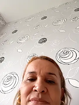 charlotte_milf30 webcam