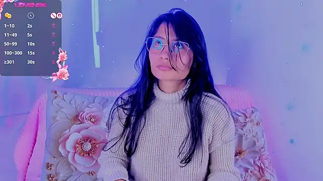 nayecloud - NayeCloud's free webcam - UK Sex Cams