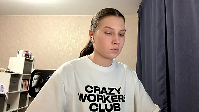 cloudytube - CloudyTube's free webcam - UK Sex Cams