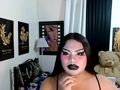 TSbrianaHugeCock webcam