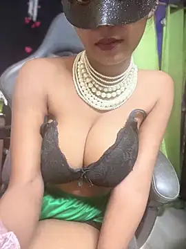 Webcam Model (CooledMonastic)  is live.Free join now!