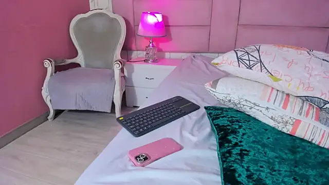 victorialasse - VictoriaLasse's free webcam - UK Sex Cams