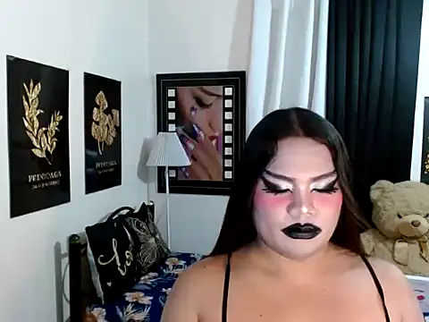 TSbrianaHugeCock webcam