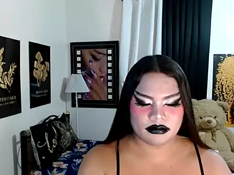 TSbrianaHugeCock webcam