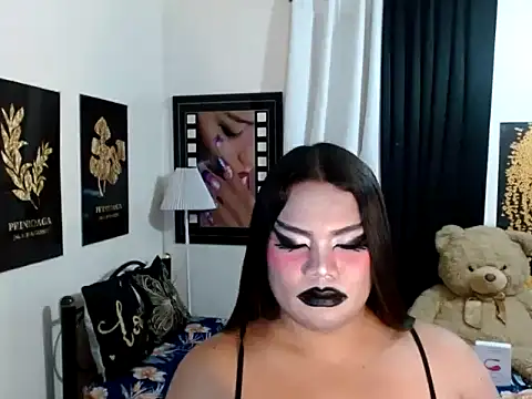 TSbrianaHugeCock webcam