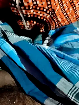 hq9870a - Hq9870a's free webcam - UK Sex Cams