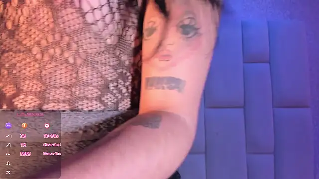 Summer_walkerr webcam