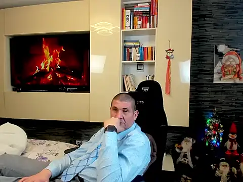 SpartacusDaddy48 webcam