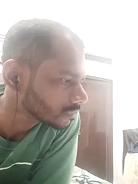 Daddyishere_19 webcam