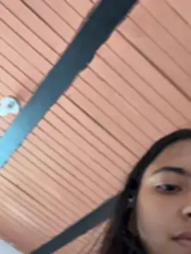 ViolettaSummer webcam