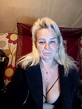 CassandraSandra44 webcam